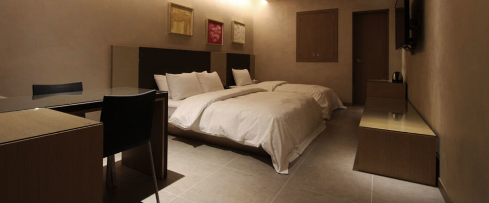 Antives Hotel Goyang Exterior photo